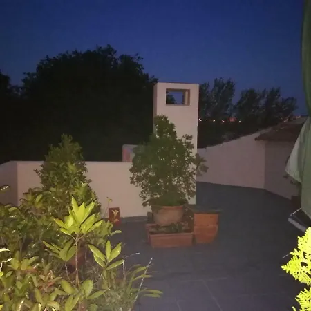 Cozy Independent * リスボン